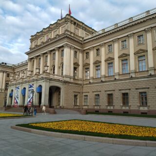 АРХИТЕКТУРНЫЕ СТИЛИ СТАРОГО САНКТ-ПЕТЕРБУРГА