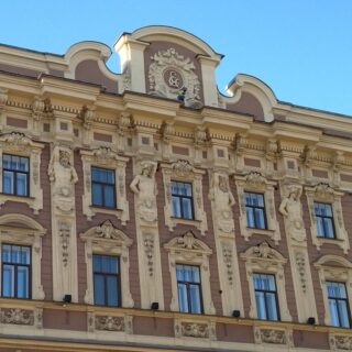 ЗНАКОВЫЕ ЭЛЕМЕНТЫ АРХИТЕКТУРЫ САНКТ-ПЕТЕРБУРГА
