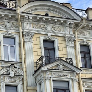 Дом Полубояринова на Воскресенской набережной, 30