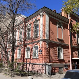 Дом лепщика Тимофея Дылёва на Обводном кан. 155