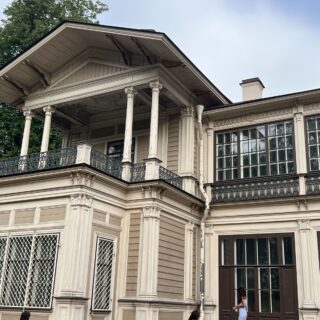 Особняк Громова в Лопухинском саду
