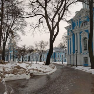 Смольный Собор и сад Смольного Собора
