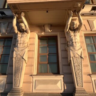 Дворец Кантемира-дом Громова на Дворцовой наб. 8