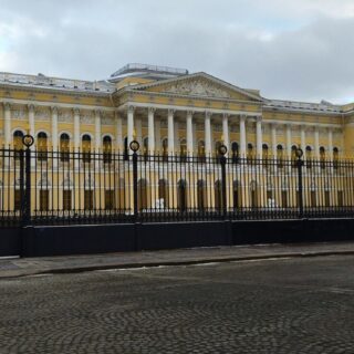 Михайловский дворец на Инженерной улице