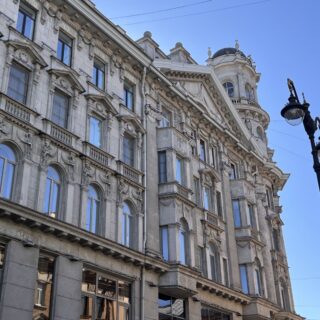 Дом Иоффа на Загородном пр.11